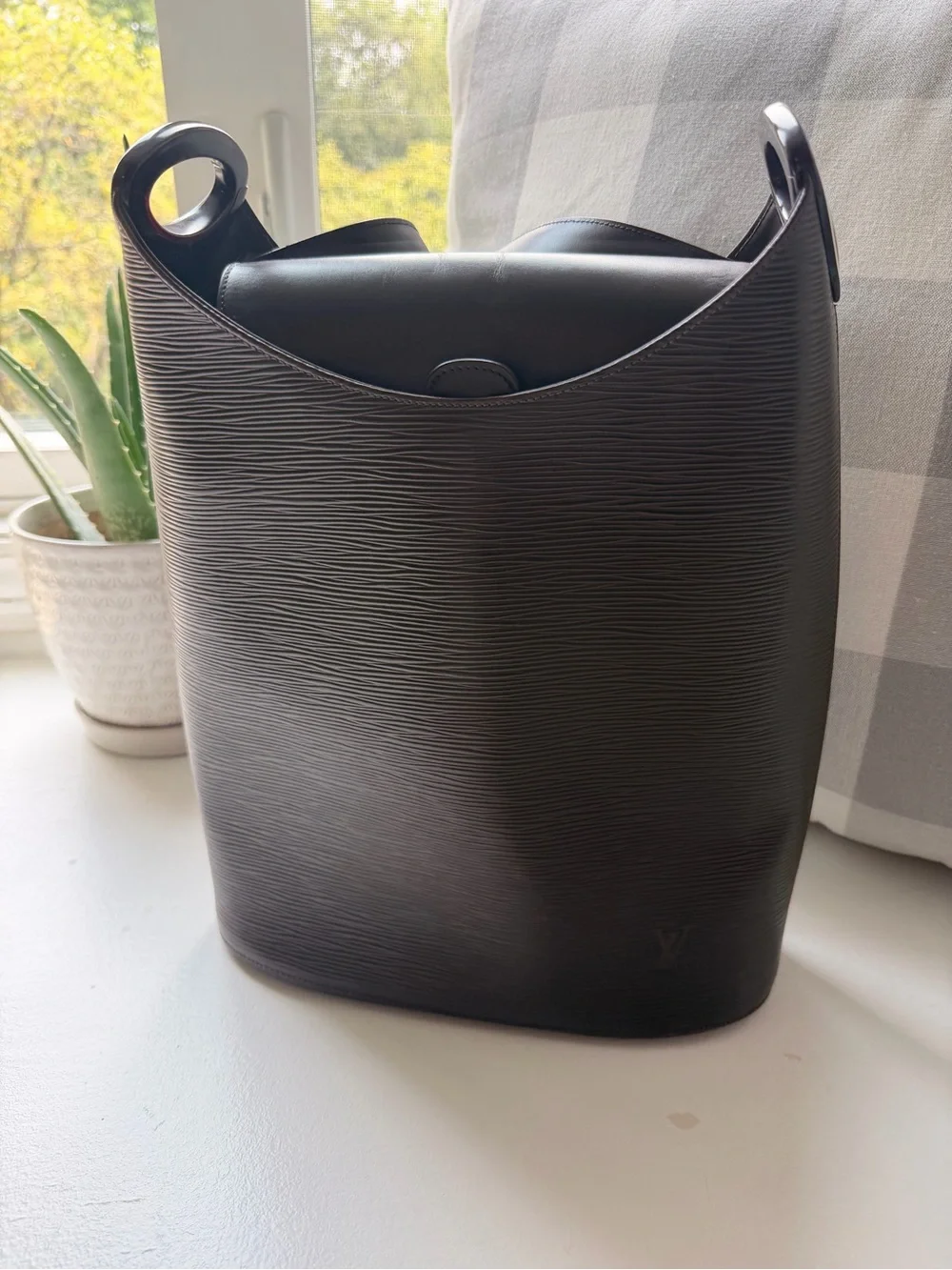 Louis Vuitton Verseau Shoulder Bag, Epi Leather.
